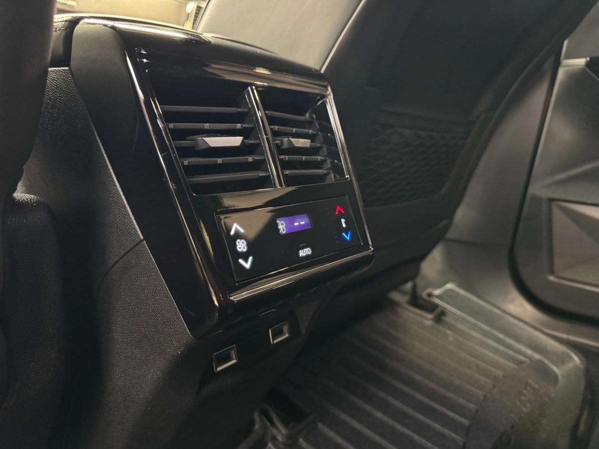 Ds Automobiles Ds 7 Crossback 1.5 BLUEHDI 130 EXECUTIVE