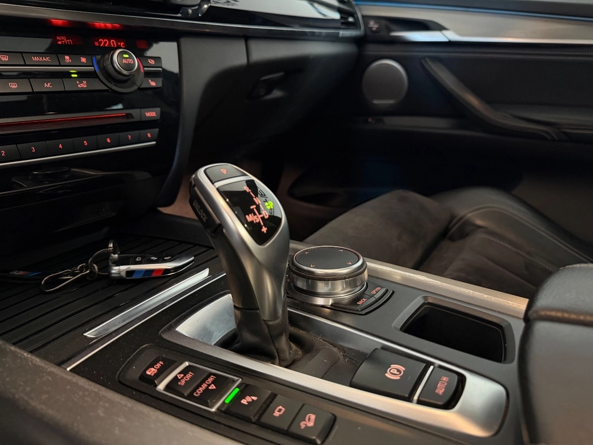 Bmw X5 - photo 25