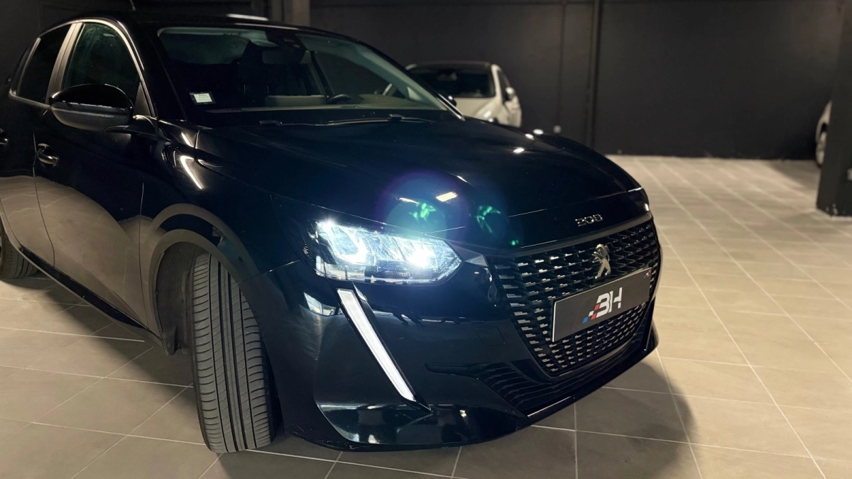 Peugeot 208 - photo 9