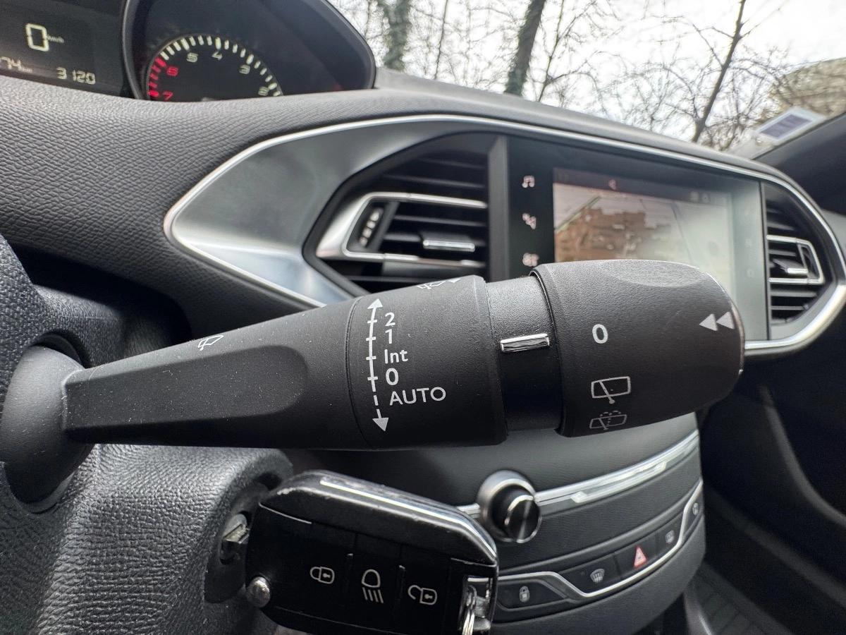 Peugeot 308 GENERATION-II 1.2 PURETECH 130 GT LINE START-STOP