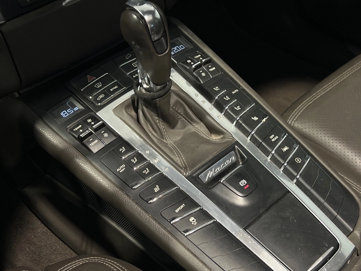 Porsche Macan - photo 25