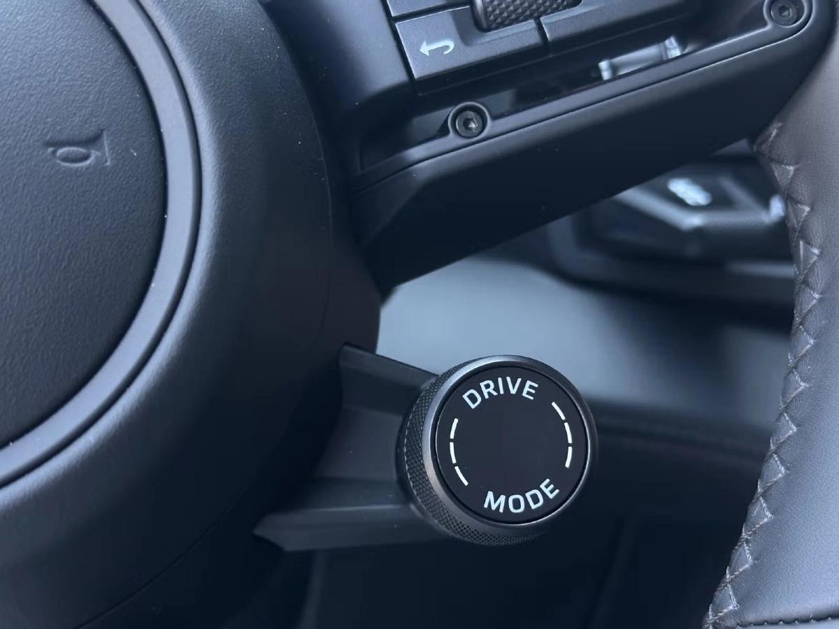 Porsche Cayenne Electrique 442ch 614km WLTP Toit ouvrant/Attelage/Roues AR dir/Burmester/Chrono/22“/Sièges 14/Volant