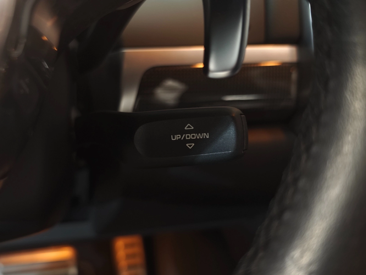Porsche Cayenne - photo 23