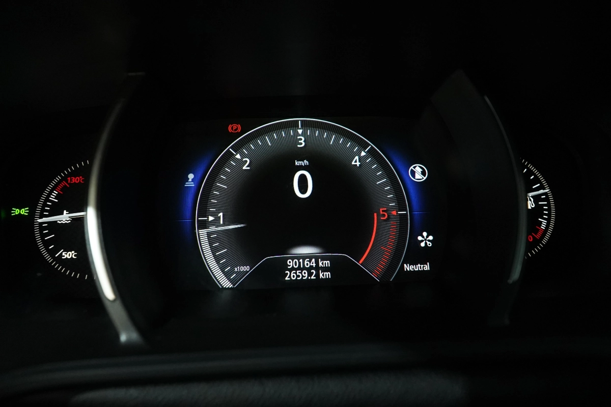 Renault Megane - photo 30