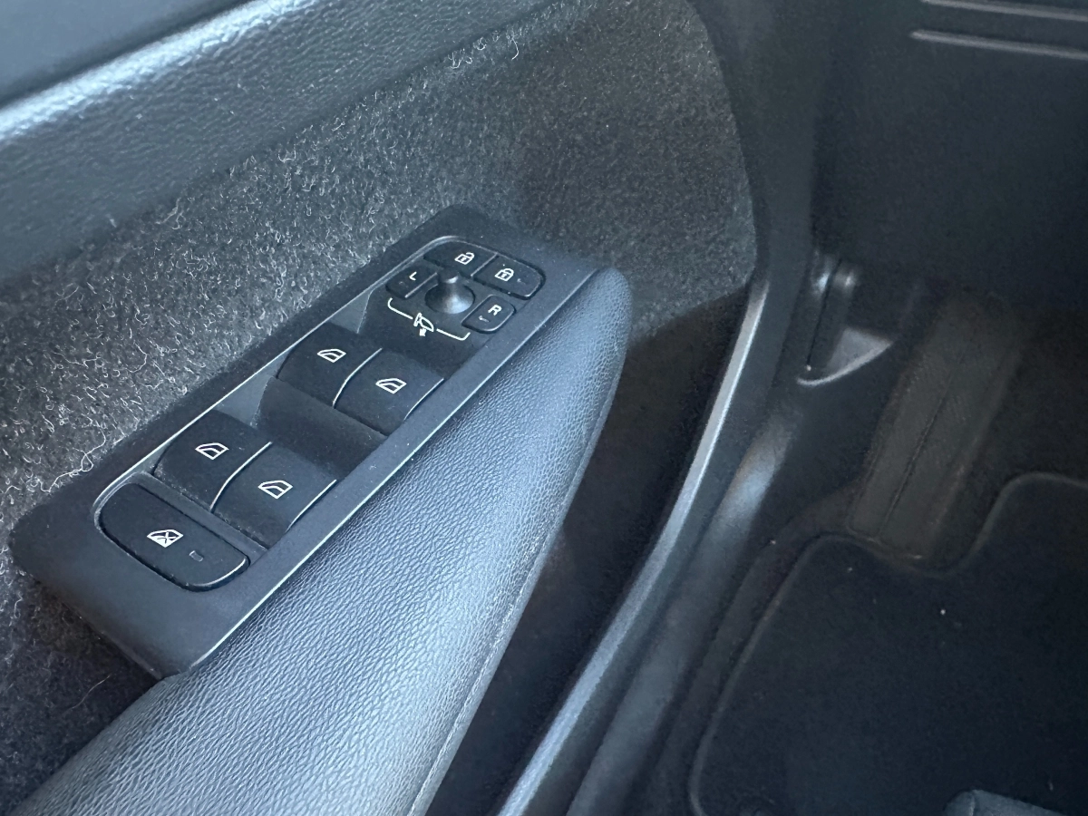 Volvo Xc40 - photo 23