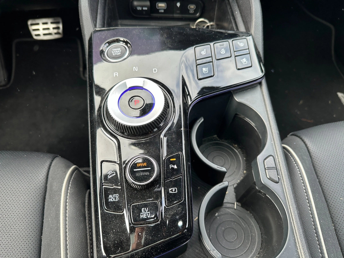 Kia Sportage - photo 26