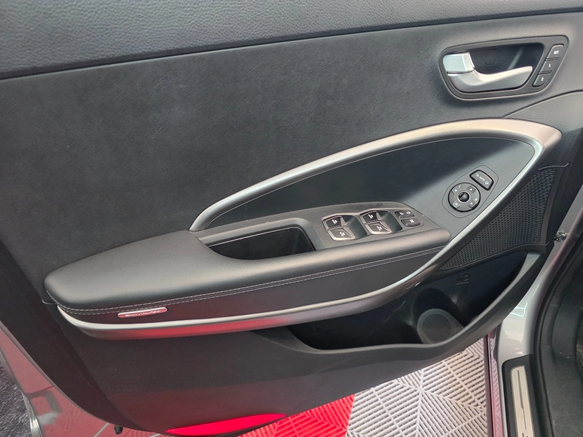 Hyundai Santa Fe - photo 14