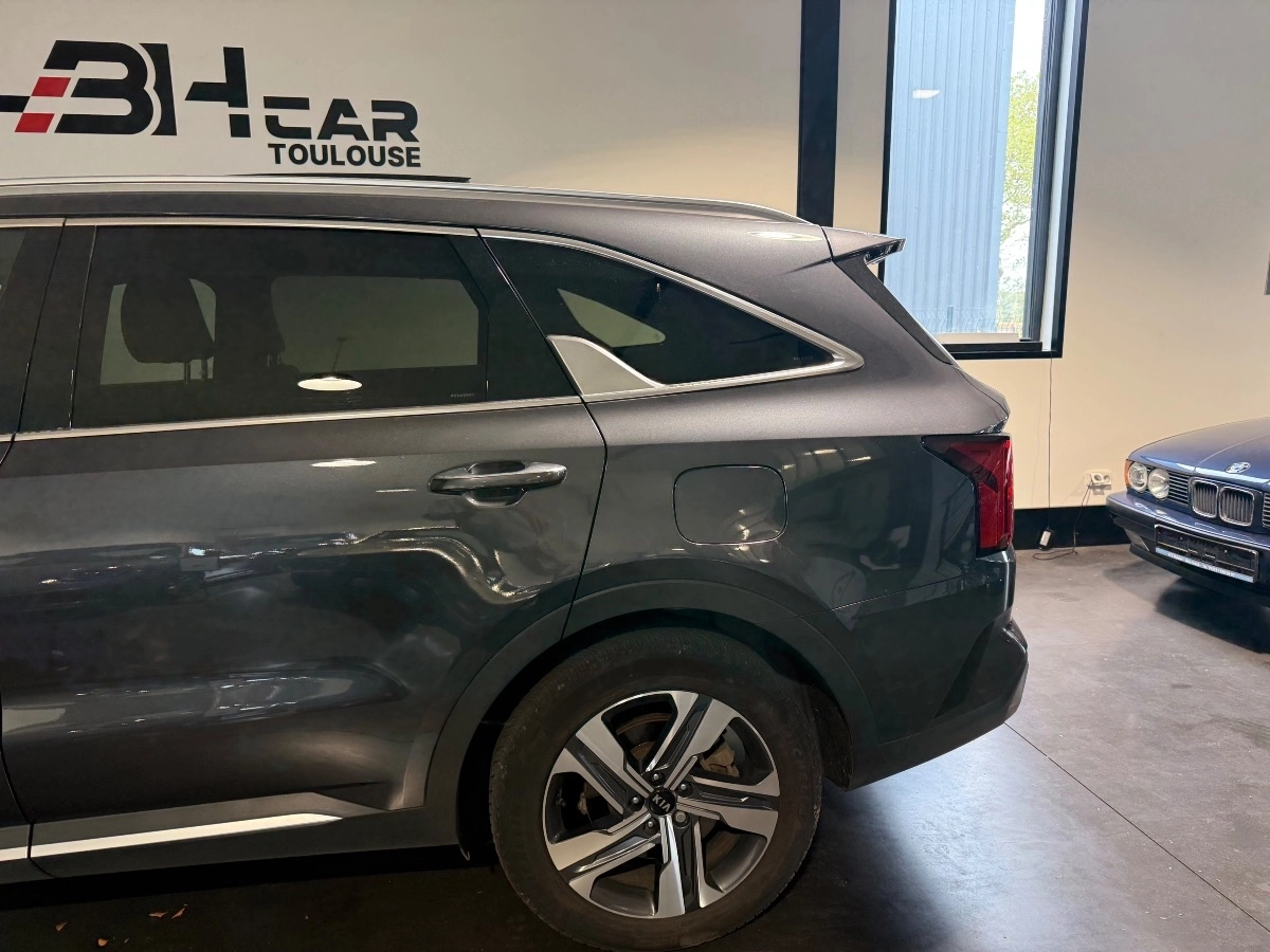 Kia Sorento - photo 8