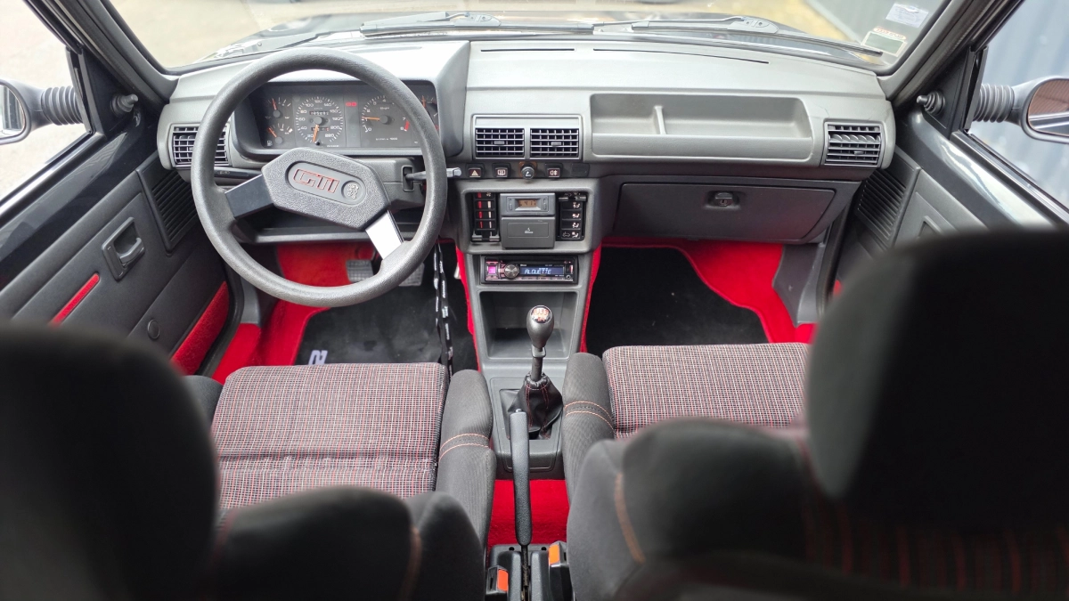 Peugeot 205 - photo 7