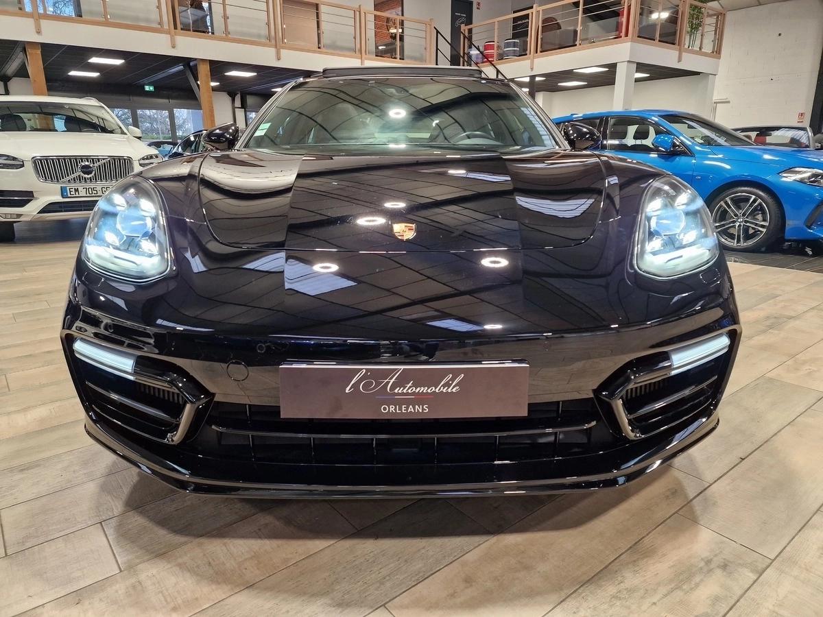 Porsche Panamera 