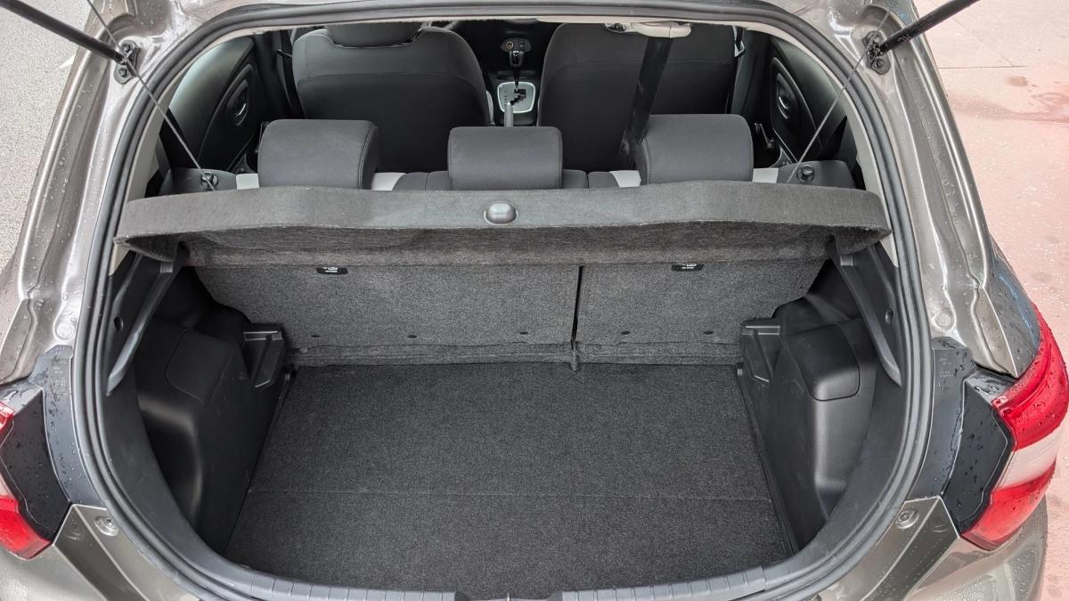 Toyota Yaris 1.0 VVTI 65