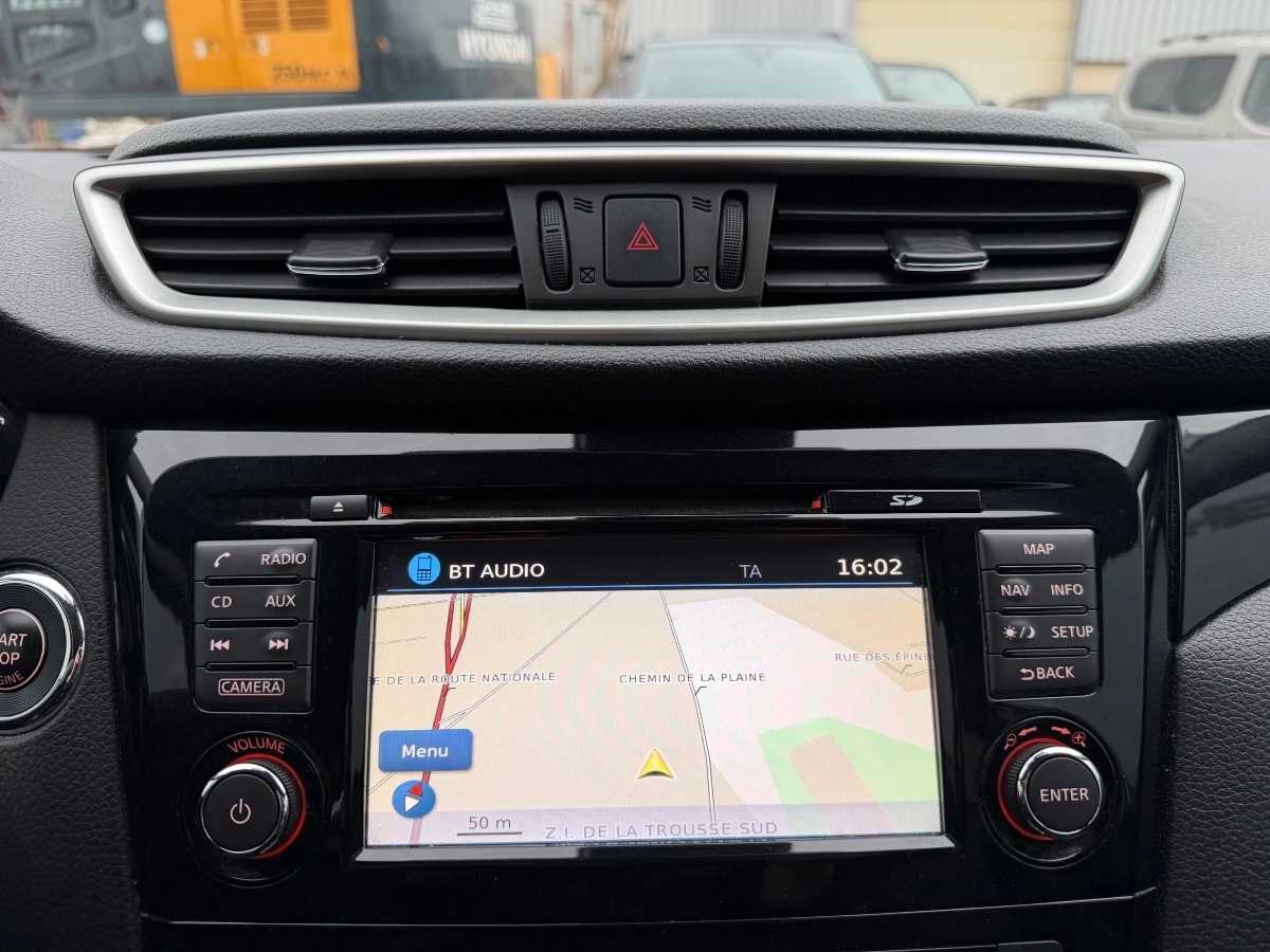 Nissan Qashqai - photo 18