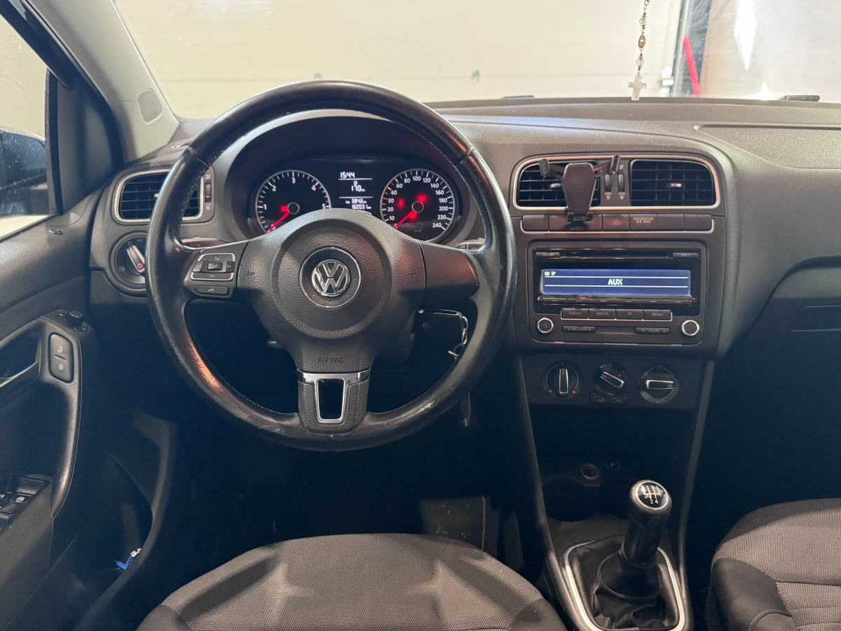 Volkswagen Polo - photo 9