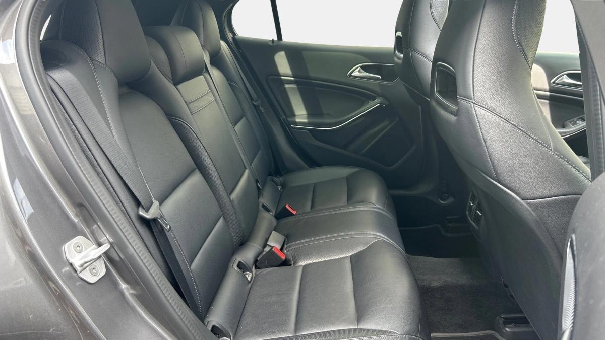 Mercedes GLA