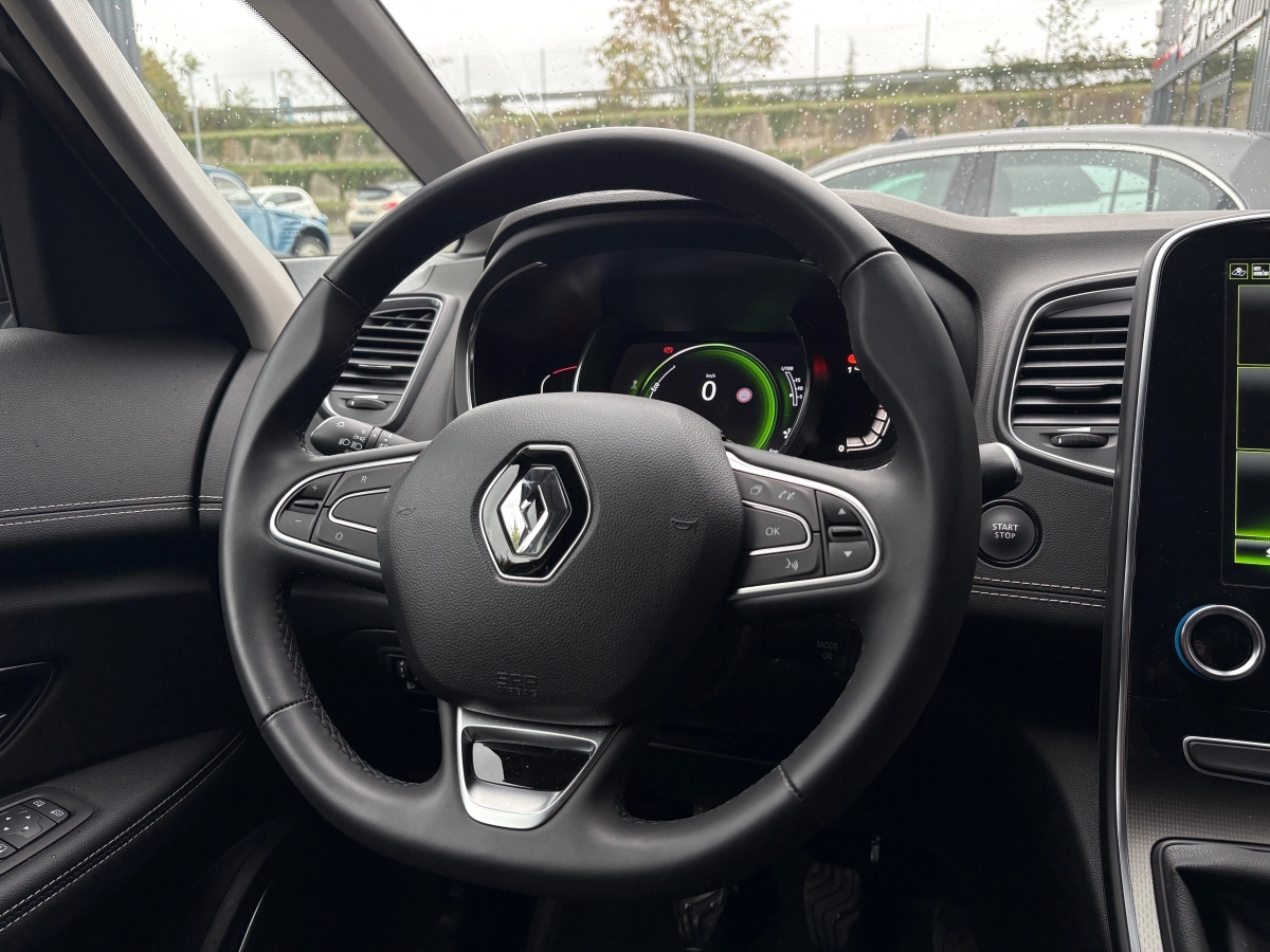 Renault Grand Scenic - photo 13