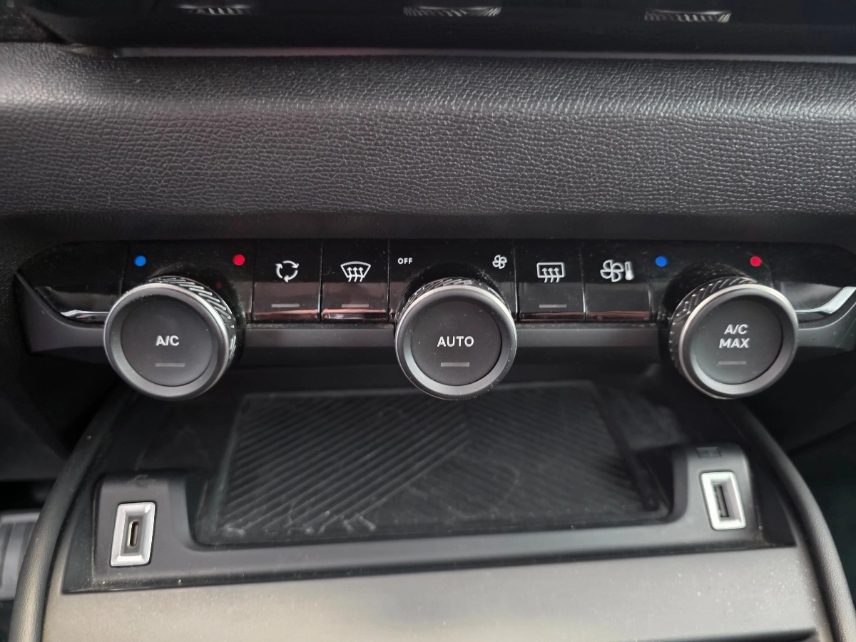 Citroen C4 - photo 15