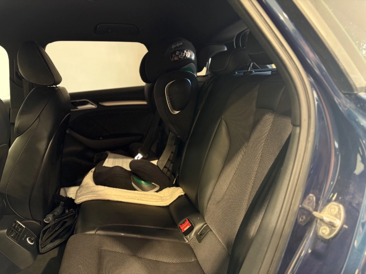 Audi A3 - photo 13