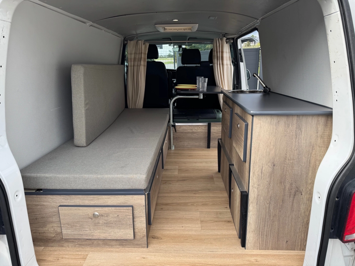 Volkswagen Transporter Vu - photo 8