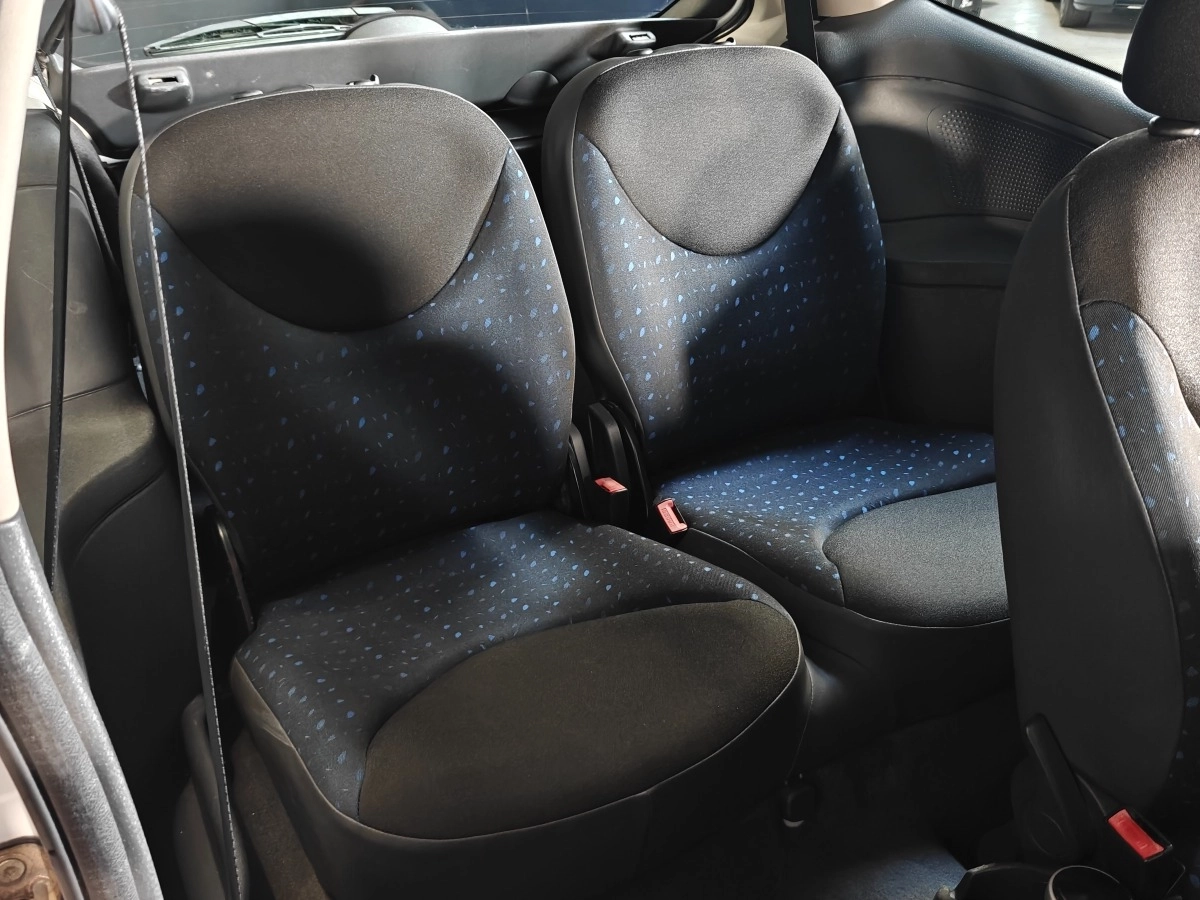 Citroen C2 - photo 11