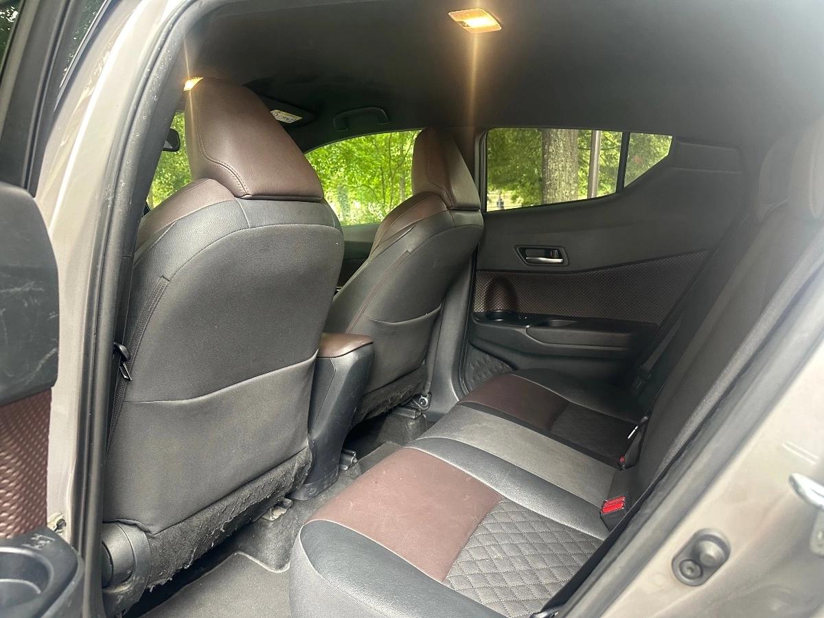 Toyota C-hr 1.8 HSD 122H 100 FULL-HYBRID DISTINCTIVE 4X2 E-CVT BVA