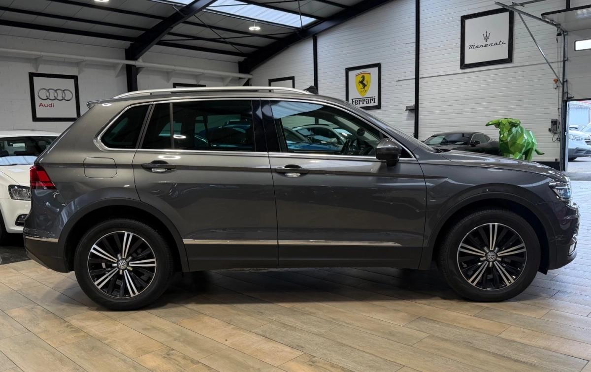 VOLKSWAGEN TIGUAN 2.0L TDi DSG7 150CH - FINITION CARAT EXCLUSIVE - TOIT OUVRANT/CAMERA/SIEGE ELEC