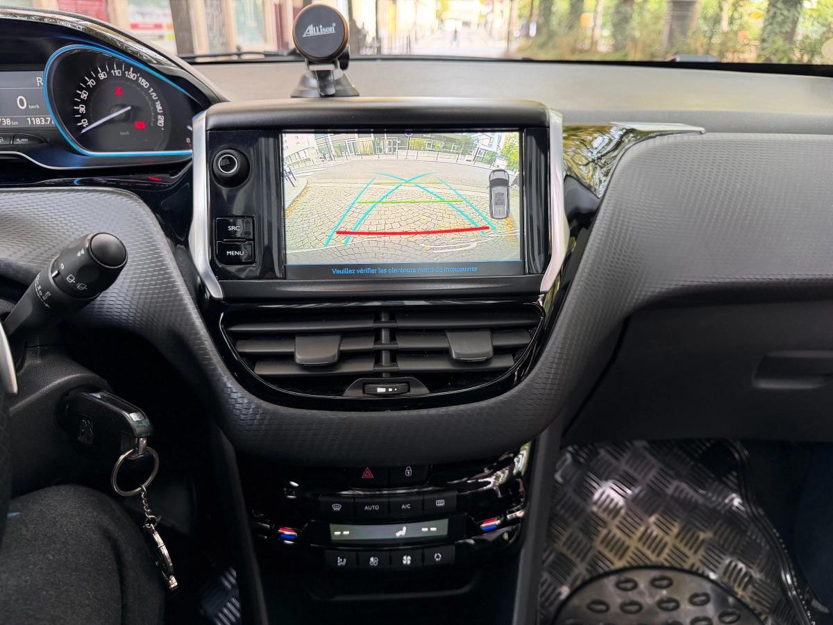 Peugeot 2008 GENERATION-I 1.6 BLUEHDI 100 ALLURE