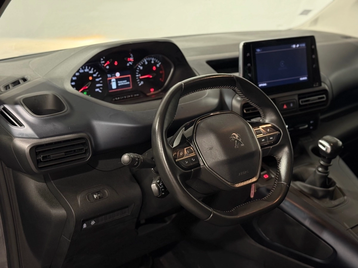 Peugeot Rifter - photo 14