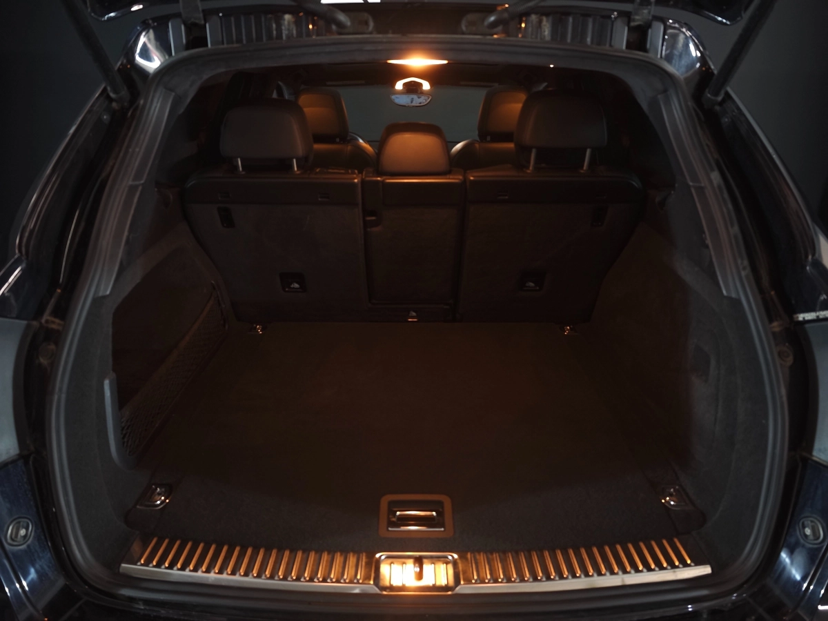 Porsche Cayenne - photo 29