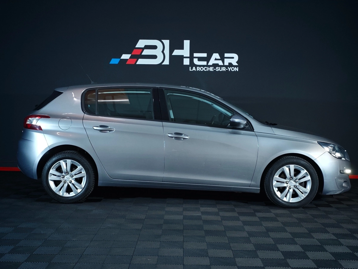 Peugeot 308 - photo 3