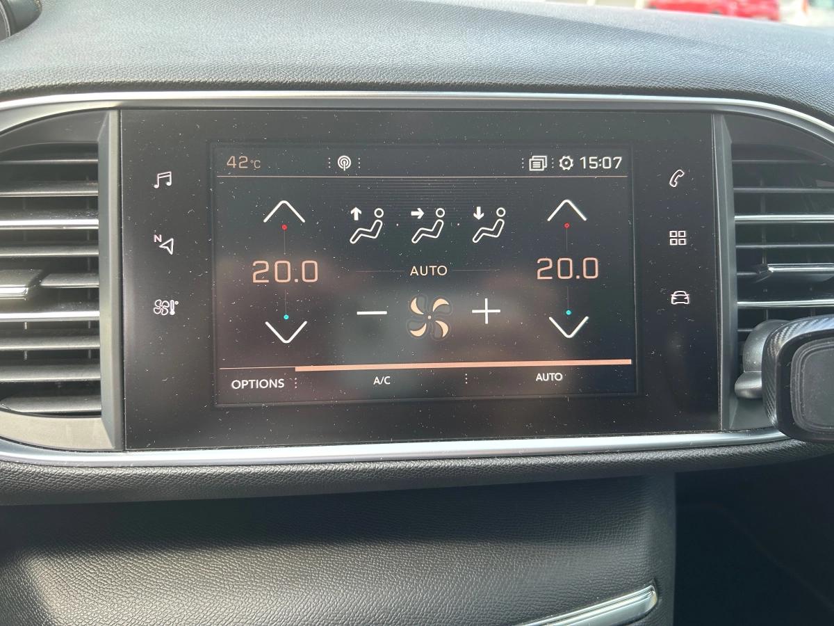 Peugeot 308 GENERATION-II 1.6 BLUEHDI 120 ALLURE