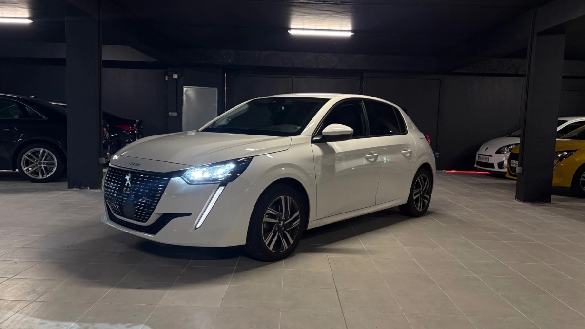 Peugeot 208 - photo 30