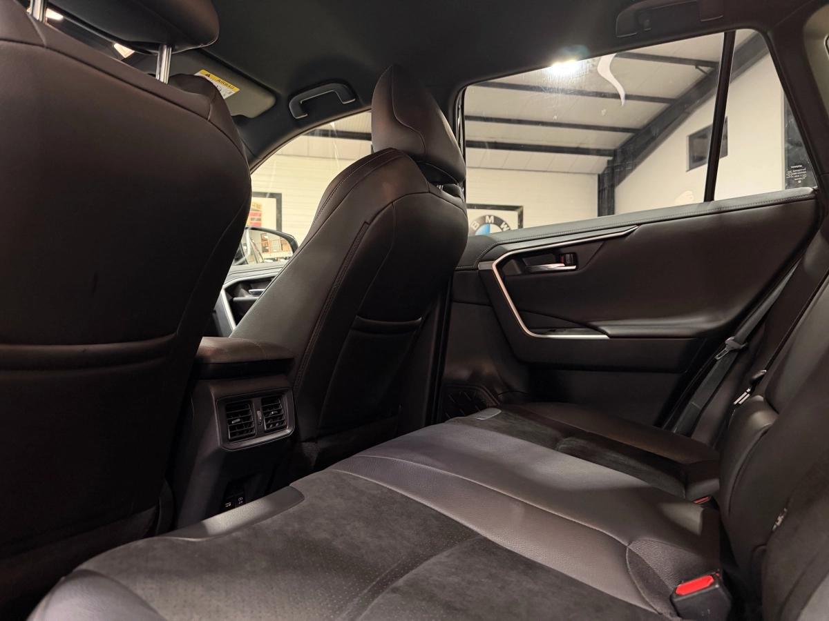 TOYOTA RAV4 Hybride 2WD 218ch Black Edition