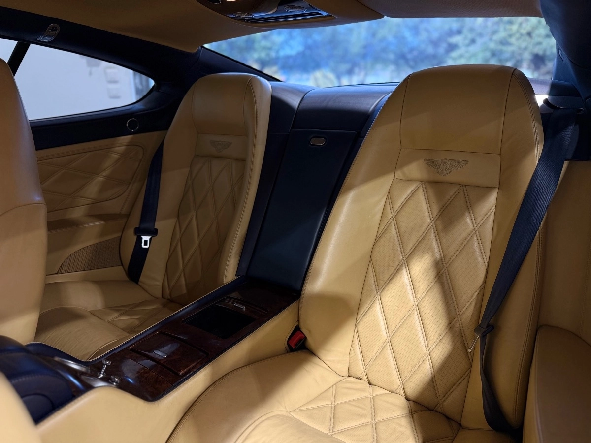 Bentley Continental - photo 14
