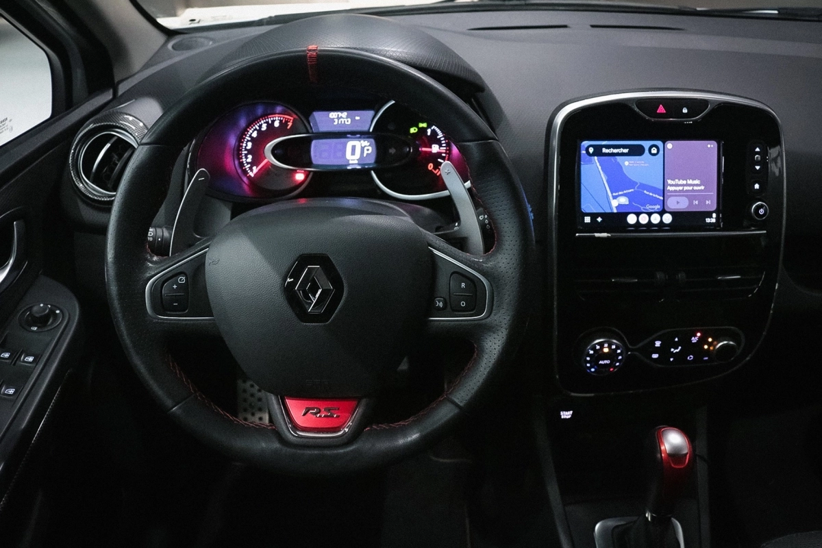 Renault Clio - photo 17