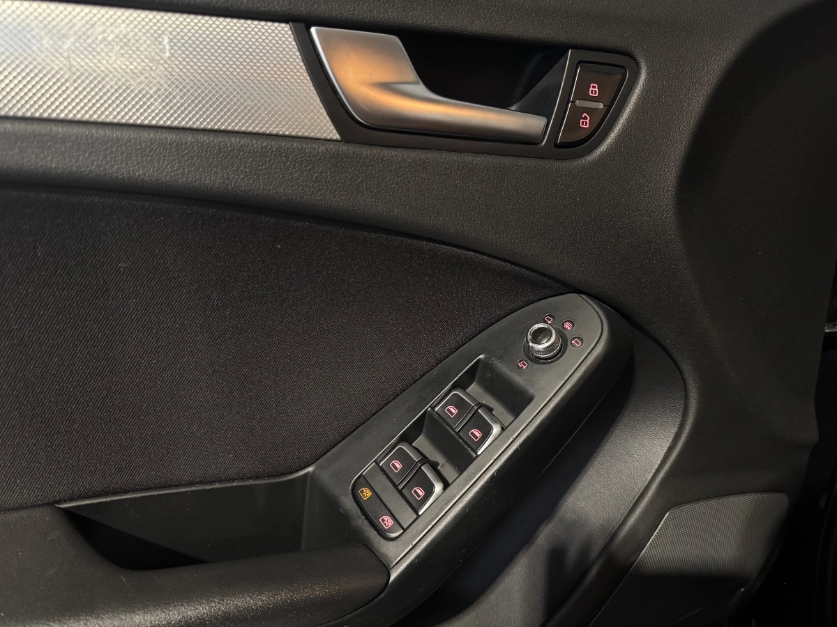 Audi A4 - photo 11