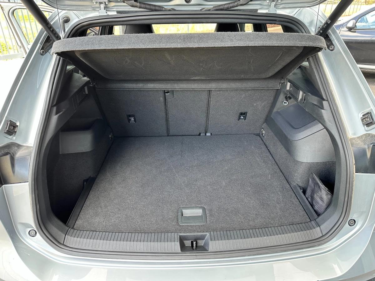 Volkswagen Tiguan 2.0 TDI 150 R-LINE DSG BVA