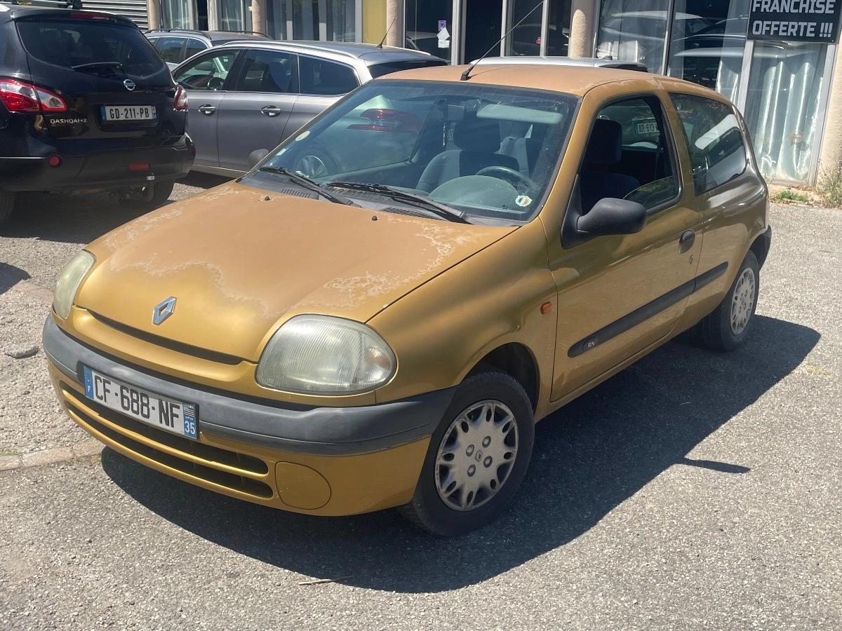 RENAULT Clio