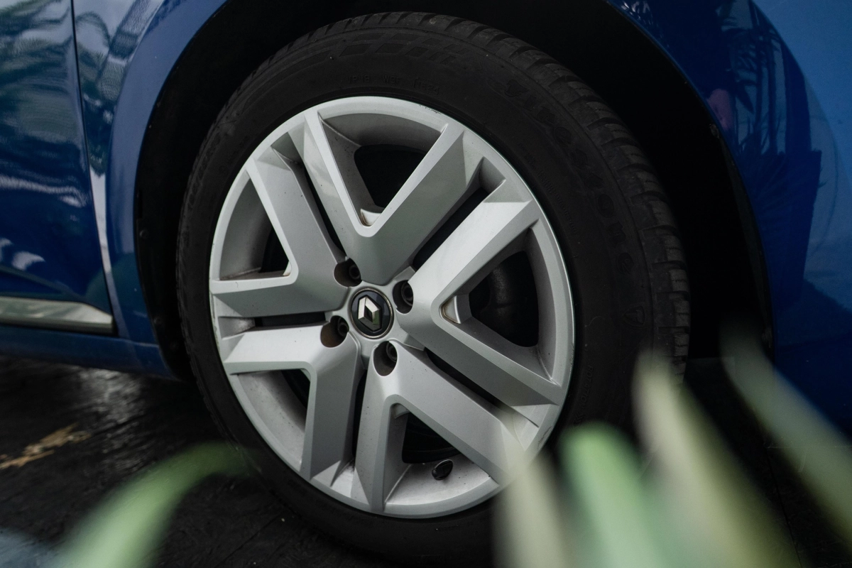 Renault Clio - photo 8