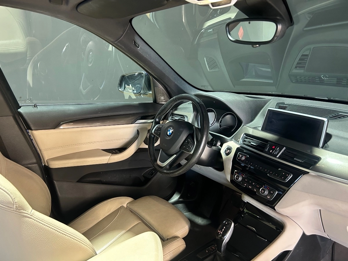 Bmw X1 - photo 11