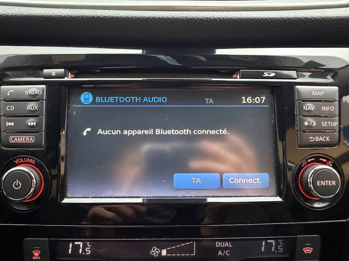 Nissan Qashqai - photo 24