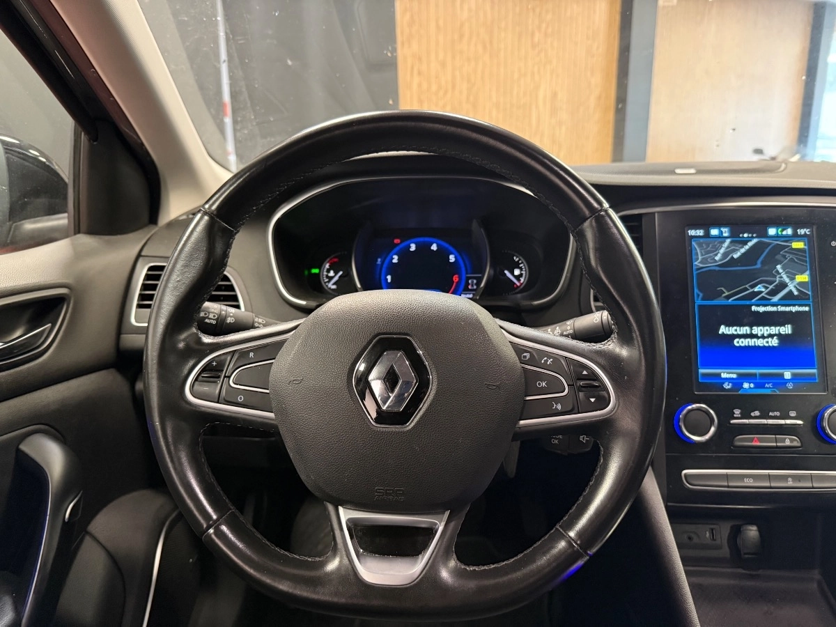 Renault Megane - photo 13