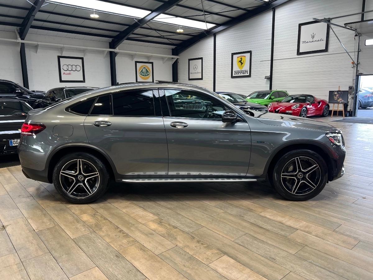 Mercedes Classe Glc COUPE (2) 300 E AMG LINE 4MATIC EQ POWER 9G-TRONIC /AIRMATIC/BURMESTER/TO/CARPLAY/
