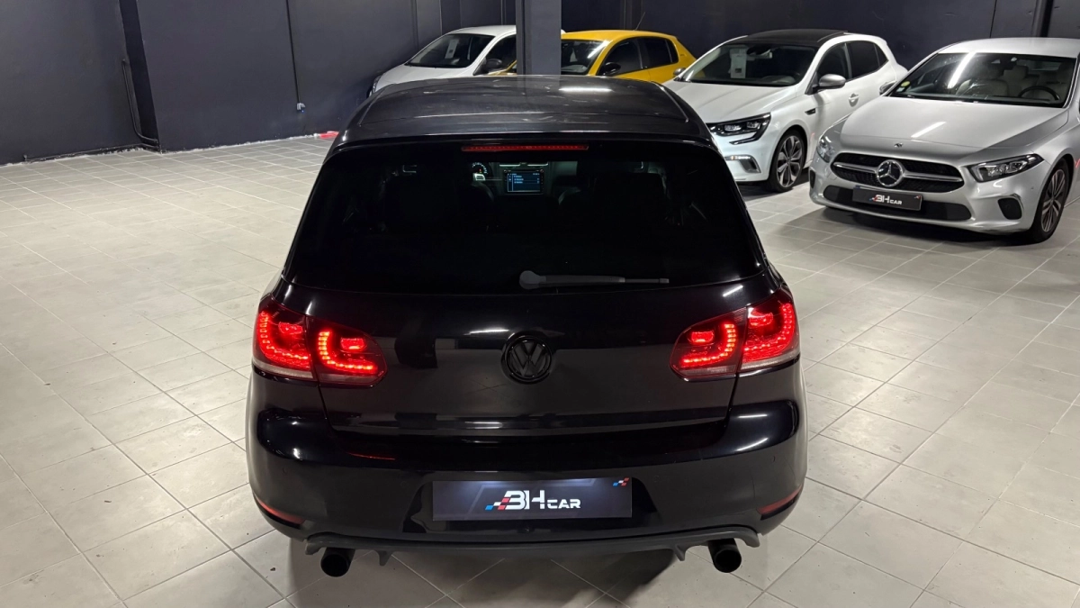 Volkswagen Golf - photo 8