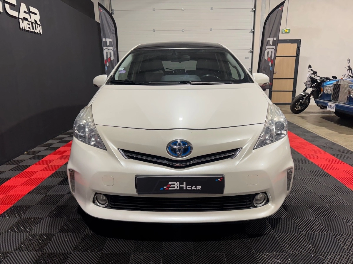 Toyota Prius Plus - photo 5
