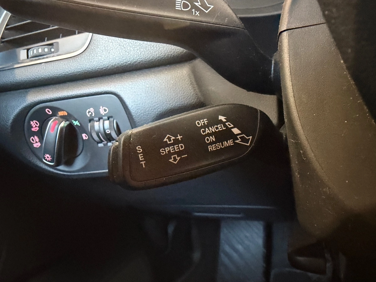 Audi Q3 - photo 26