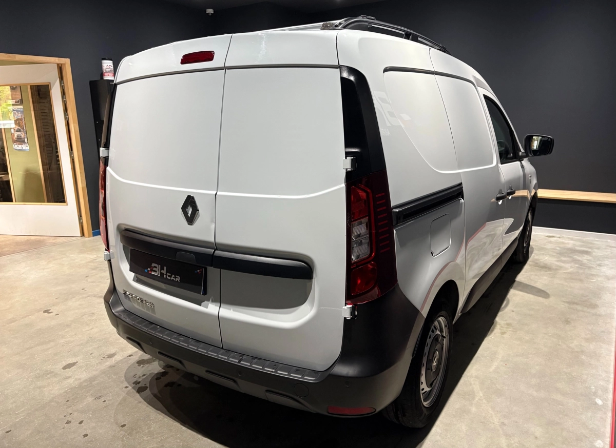 Renault Express - photo 8