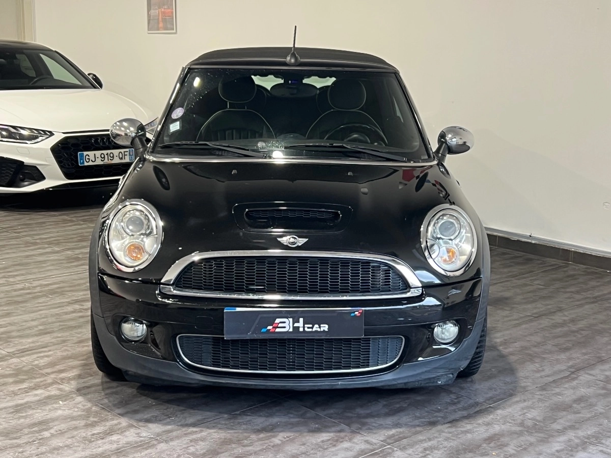 Mini Cabrio - photo 3