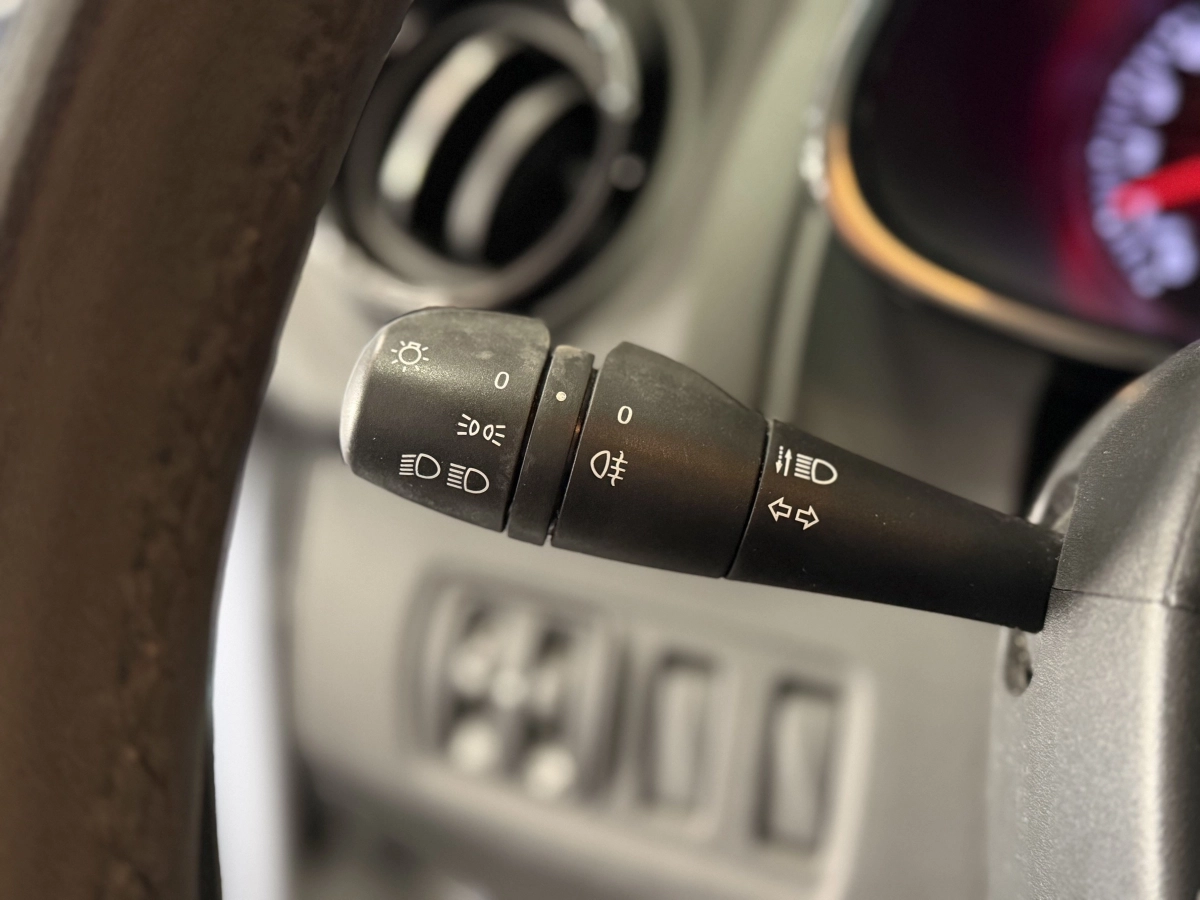 Renault Clio - photo 11