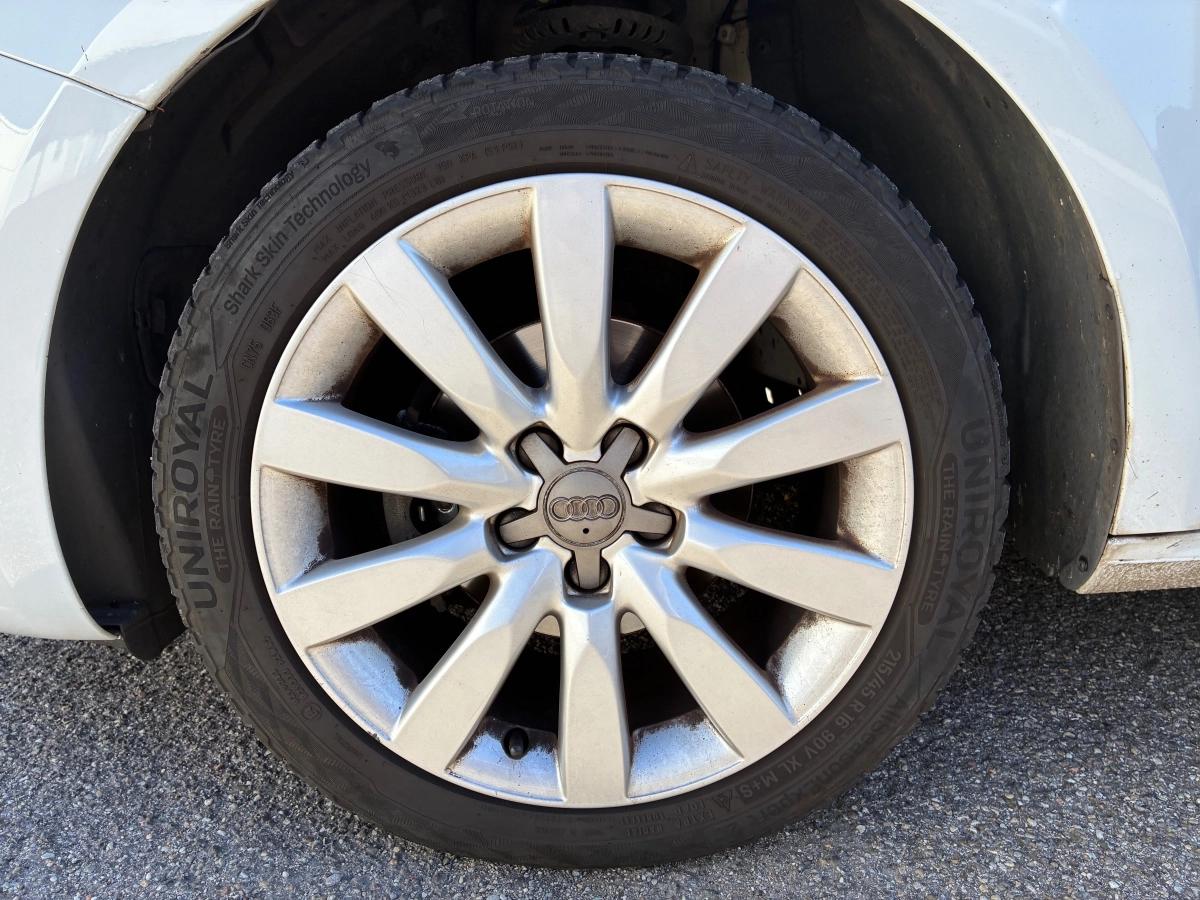 Audi A1 1.6 TDI 90 AMBITION
