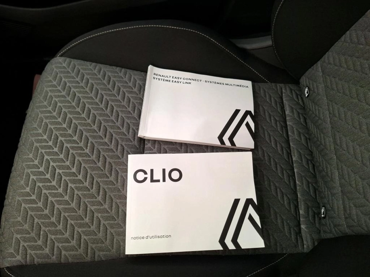Renault Clio - photo 10
